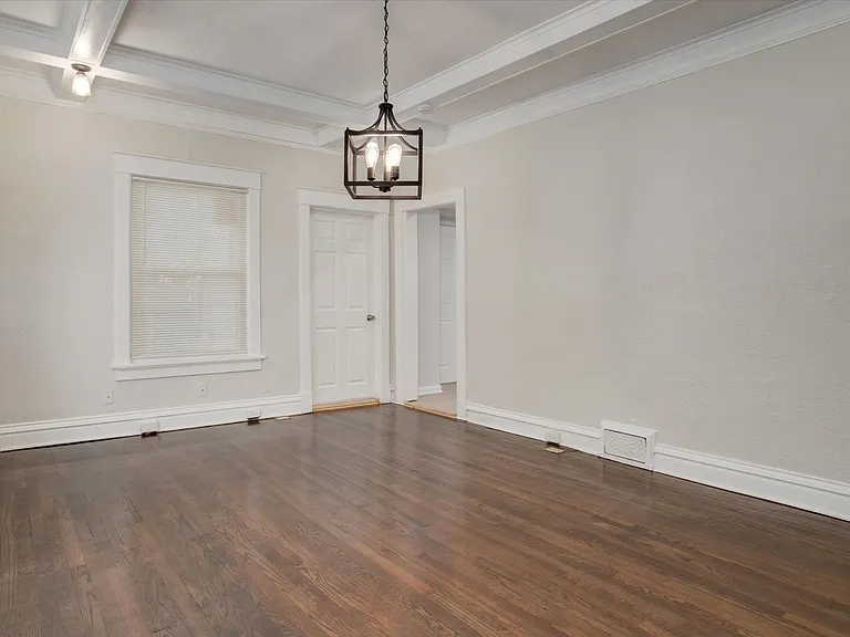 3408 Bellefontaine Ave — Photo 11