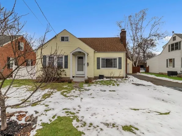 576 Kings Hwy, West Springfield, MA 01089