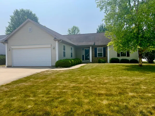 3040 10th St, Peru, IL 61354