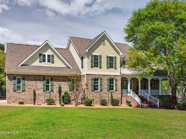 135 Great Oak Drive, Hampstead, NC 28443