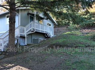 917 N Cambrian Ave, Bremerton, WA 98312