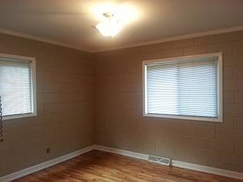 4th image of 103 Dickerson Ct