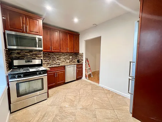 Rented by MADEHOME | media 9