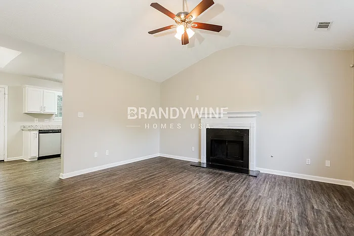 5248 Katherine Village Dr — Photo 4