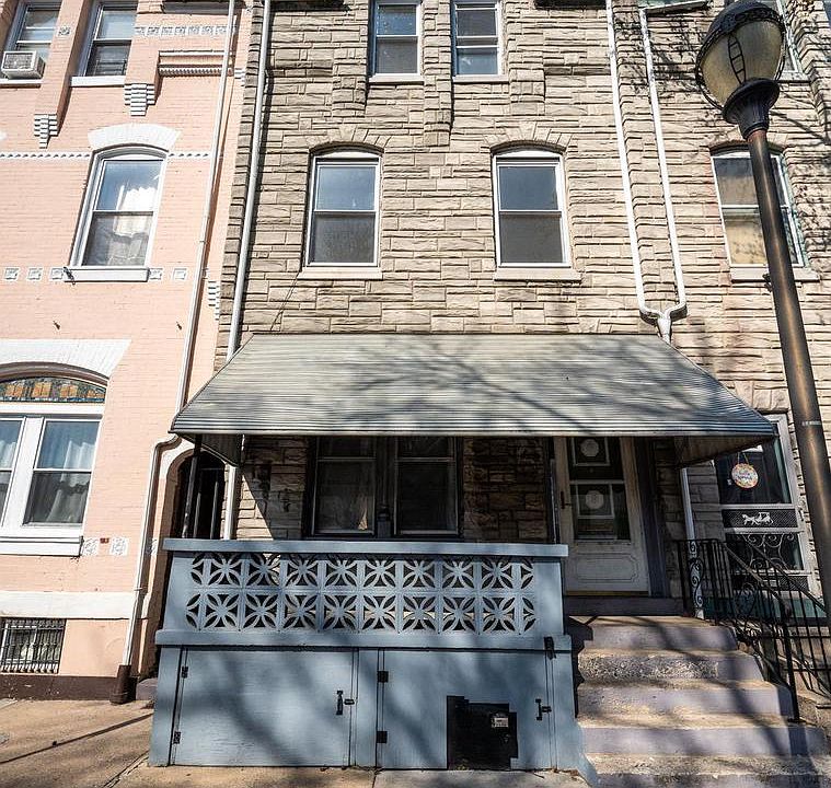 1st image of 348 S 4th St