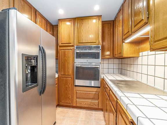 4th image of 6225 Leona St