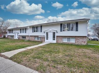 400 Poplar St APT 3, Clio, MI 48420