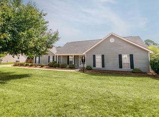 105 Muirfield Ln, Byron, GA 31008