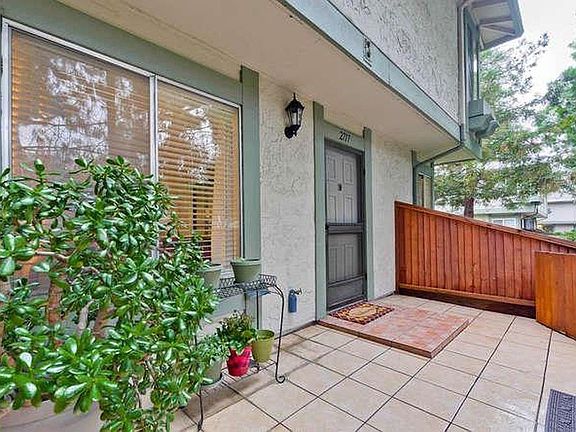 2nd image of 2717 Lone Bluff Way