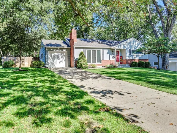 4804 W 76th St, Prairie Village, KS 66208