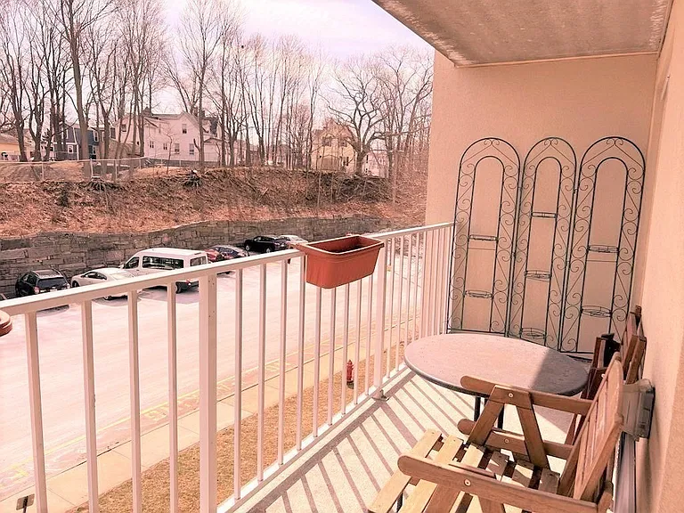 200 Cove Way #318 — Photo 32