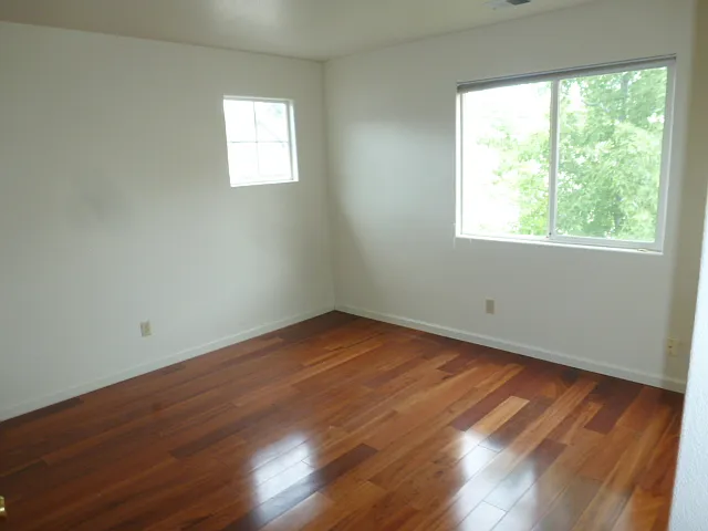 3221 Green River Dr — Photo 6