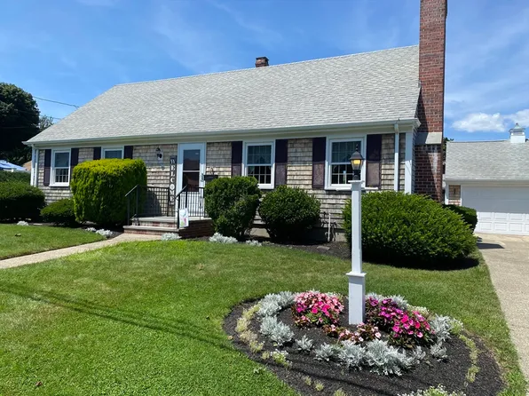57 Ricketson St, New Bedford, MA 02744