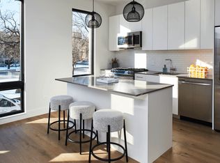 1847 N Humboldt Blvd #304, Chicago, IL 60647