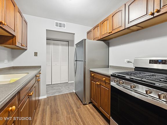 5th image of 23A Kingery Quarter #203