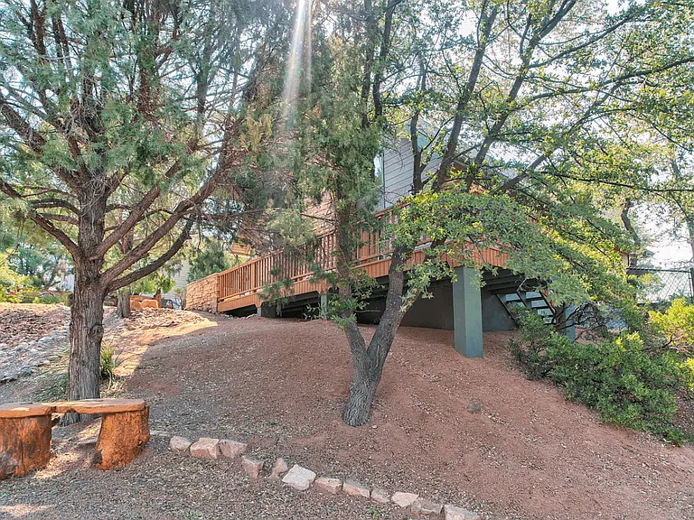 803 W Saint Moritz Dr — Photo 24
