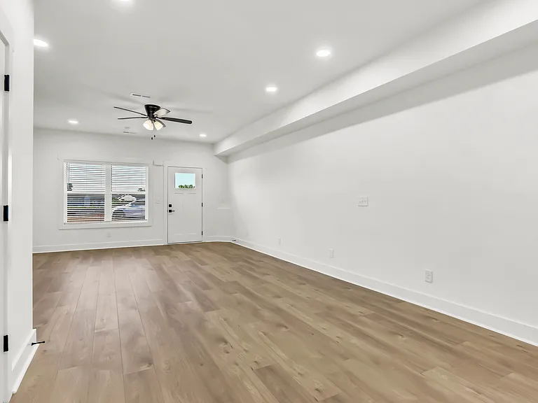 344 Front Ridge Cir — Photo 17