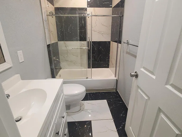 511 E Roeser Rd #B — Photo 6