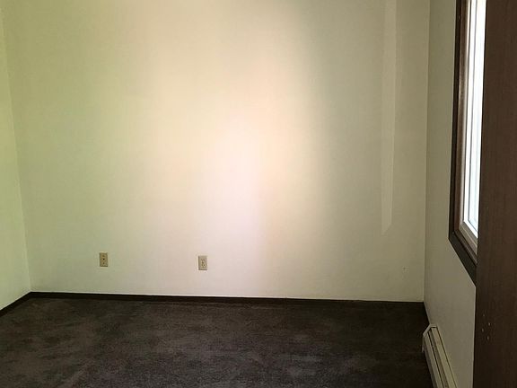 5th image of 10295 W Fond Du Lac Ave