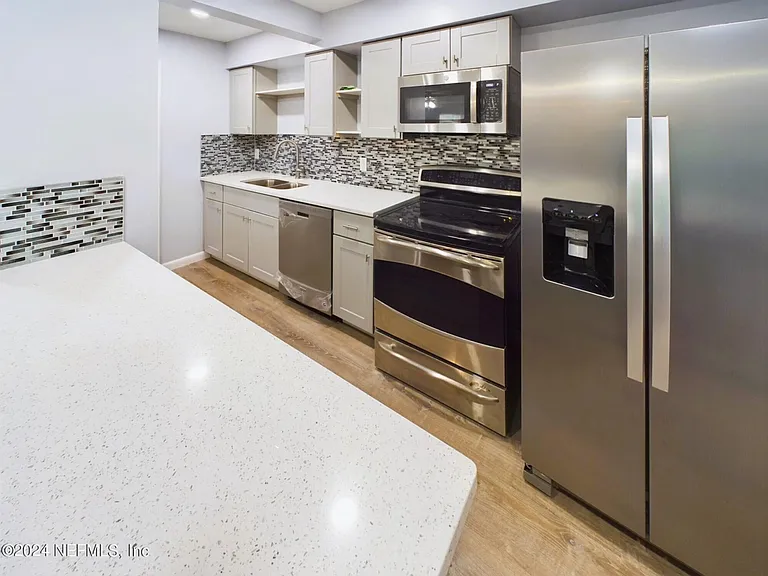 5814 Begonia Rd #1 — Photo 25