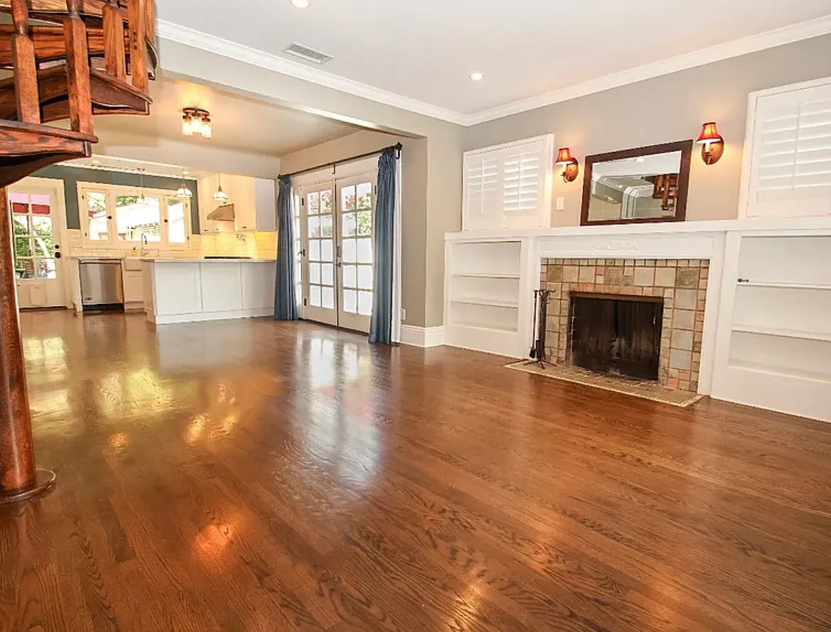 4 bed, 1800 sqft, $6,900 — Photo 4