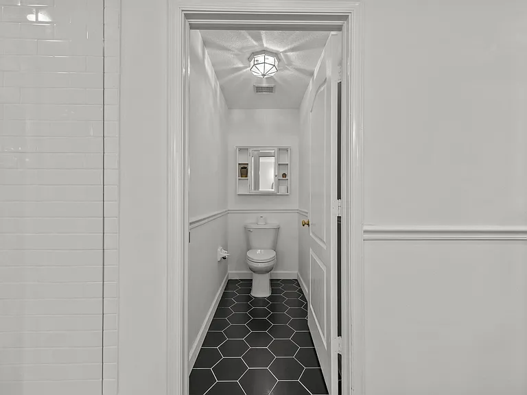 1782 Clydesdale Ave #HOUSE — Photo 28