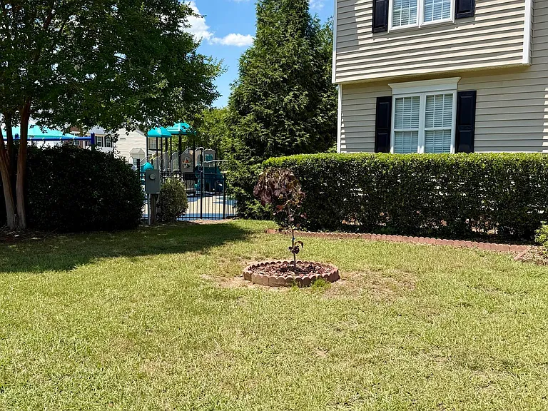 208 Texanna Way — Photo 2
