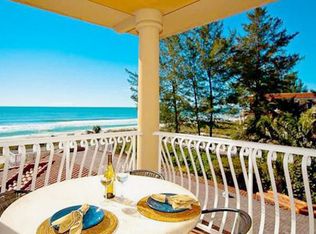 7310 Gulf Dr, Holmes Beach, FL 34217