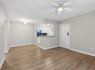904 University Oaks Blvd APT 123, College Station, TX 77840