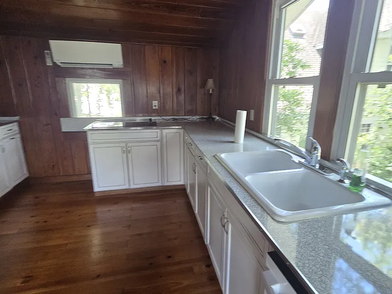 106 Banana St #Q — Photo 4