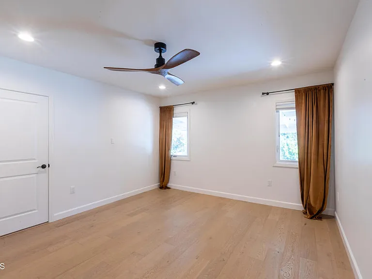 4612 Viro Rd — Photo 20