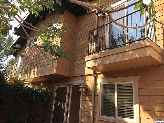 1st image of 158 Marion Ave