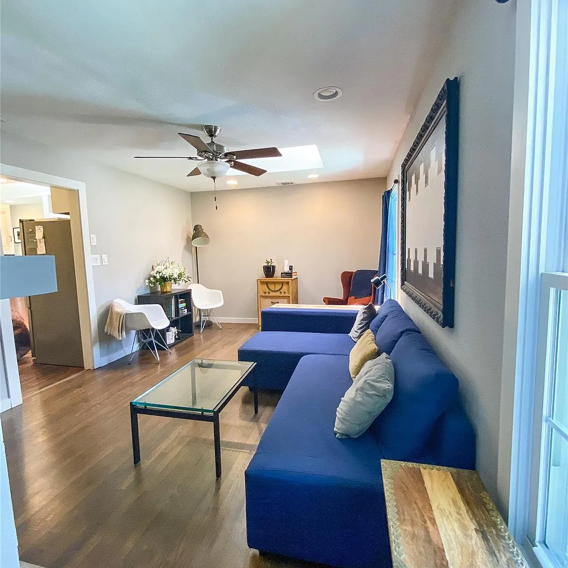 2 bed, 987 sqft, $2,050 — Photo 3