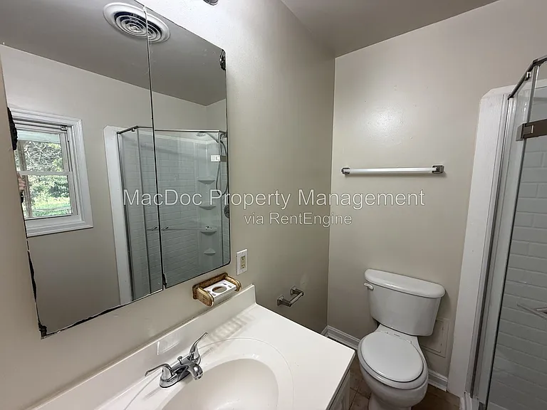 209 Hamilton St #A — Photo 11