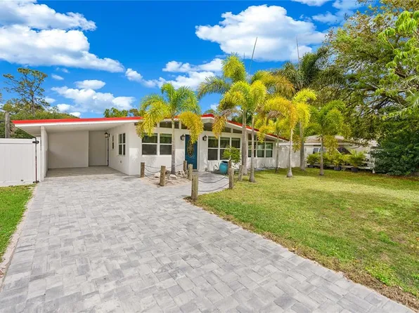 3925 Prado Dr, Sarasota, FL 34235