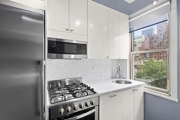 Sold by Douglas Elliman | media 4