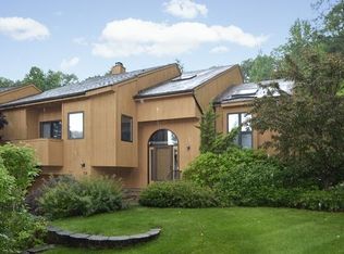 37 Sherwood Dr, Mountain Lakes, NJ 07046