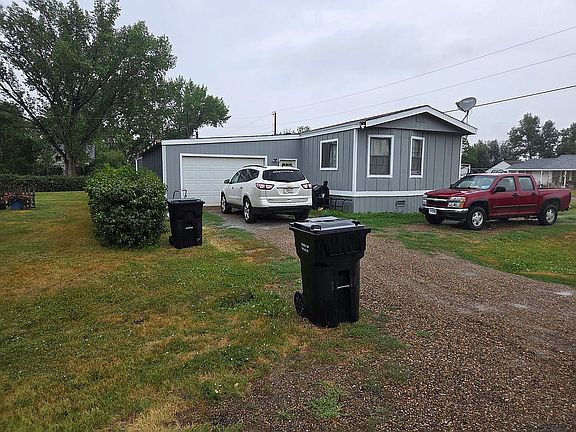 2nd image of 603 Drake St