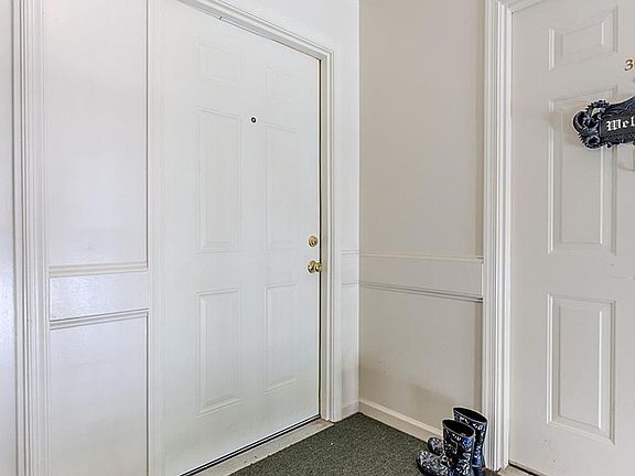 5th image of 8058 Lisle Dr APT 303