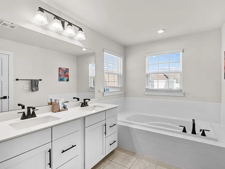 14321 Sunnyhill Grove Rd — Photo 30