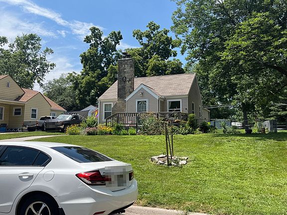 3rd image of 2323 S 35th St