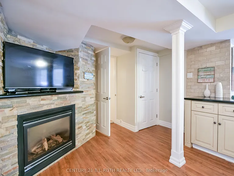 991 Shore Ln — Photo 13