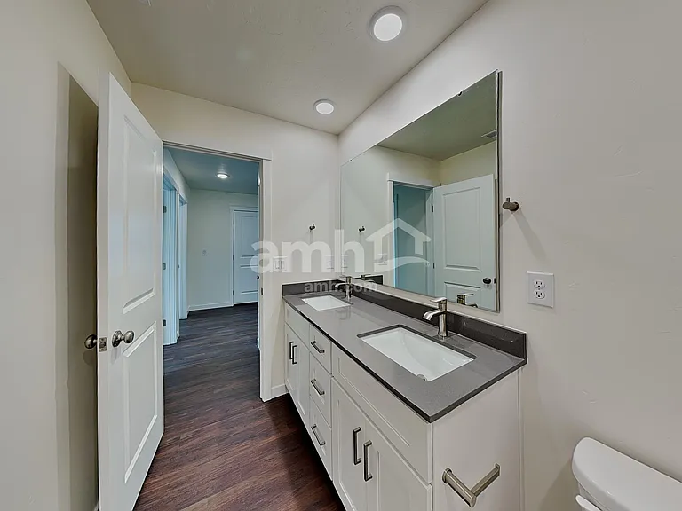 9507 W Shumard St — Photo 16