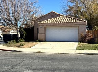 37744 Harvey St, Palmdale, CA 93550
