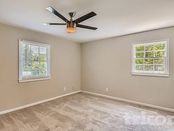 2nd image of 535 Circle Dr