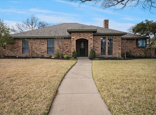 330 Marriott Ln, Garland, TX 75040