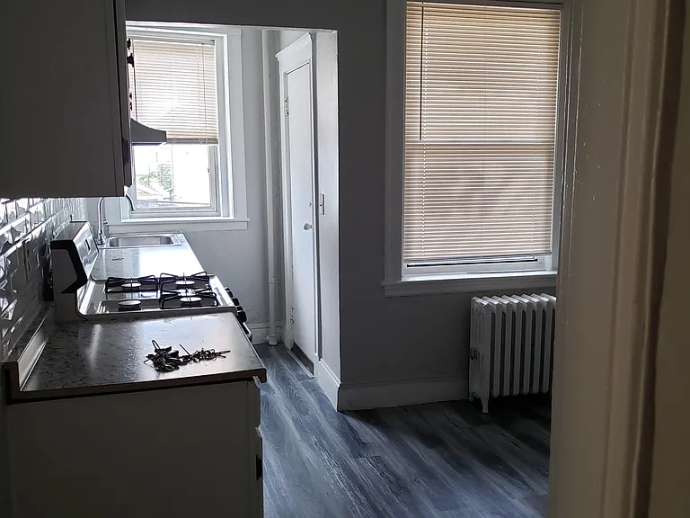91 Nichols St #1 — Photo 17
