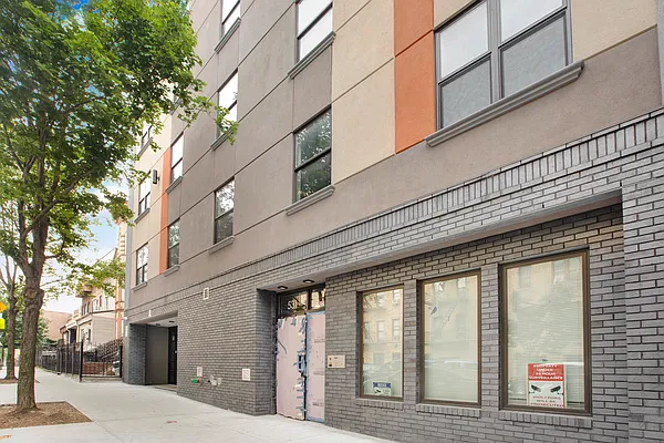 Rented by Compass | media 12