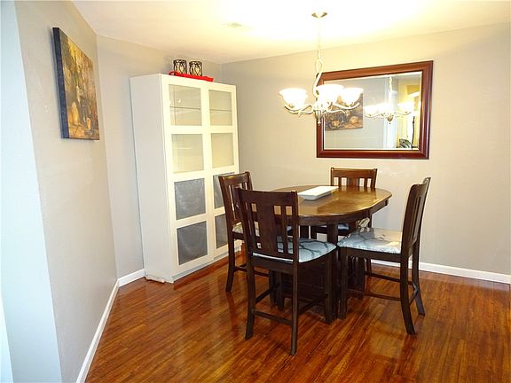 5th image of 1204 30th St NE