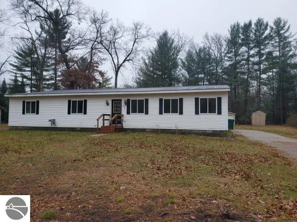 1648 W 4th St, Prescott, MI 48756